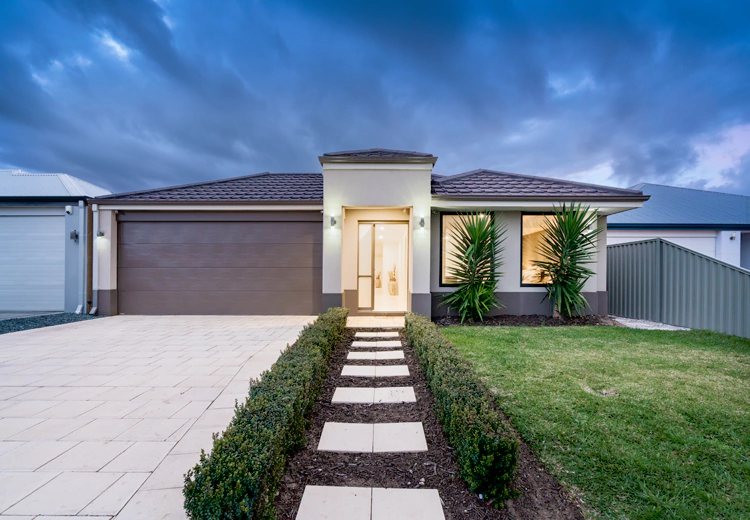 Display-Homes-ServImg